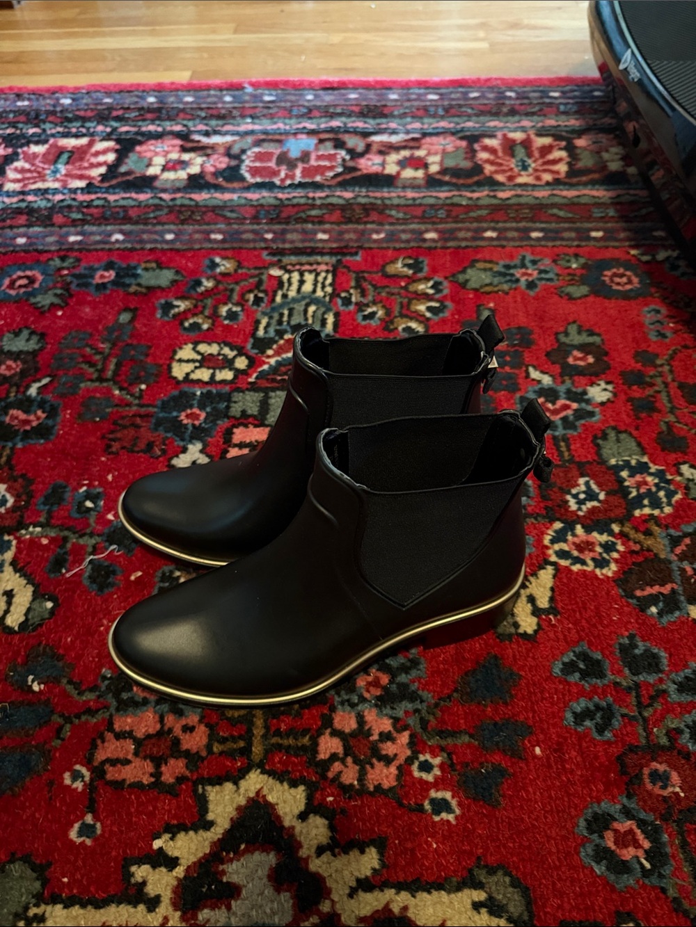 Kate spade Black Chelsea Ankle rain Boots - Women's size 10